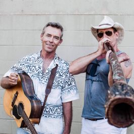 Gettin Didgee with it